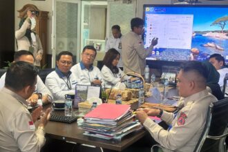 Tim BNPB dan PNM membangun kolaborasi, membahas tahapan dalam penyusunan nota kesepahaman yang akan dielaborasi lebih teknis ke dalam perjanjian kerja sama (PKS) di Graha BNPB Jakarta, Senin (17/11/2025). Foto: Ist