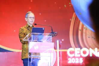 Ketua Dewan Komisioner OJK Mahendra Siregar dalam acara CEO Networking 2025 “Managing Global Trade and Empowering Business Strategy” di Jakarta, Selasa.