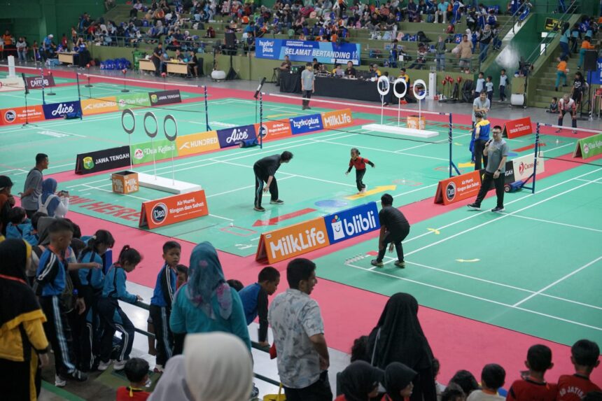Festival SenengMinton Semarang 2025 yang berlangsung di Polytron Stadium, Universitas Diponegoro, Kamis (20/11)