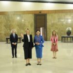 Otoritas Jasa Keuangan (OJK) menyambut kedatangan Ratu Maxima, United Nations Secretary-General’s Special Advocate (UNSGSA) for Financial Health, setibanya di Bandara Soekarno-Hatta, Tangerang, Provinsi Banten, Senin.