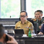 Bima Arya pada Rapat Evaluasi Percepatan Pembangunan KDKMP yang digelar secara hybrid dari Ruang Rapat Paripurna Gedung Pimpinan, Markas Besar (Mabes) Tentara Nasional Indonesia (TNI), Cilangkap, Jakarta, Selasa (25/11/2025).