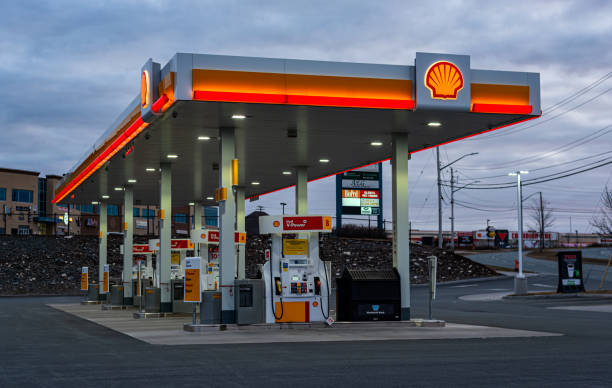 Ilustrasi SPBU Shell yang terlihat sepi. Foto: Istcok @shaunl