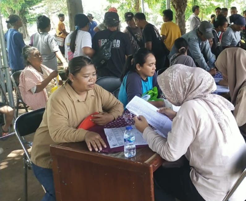 Pemerintah Kota Administrasi Jakarta Selatan melakukan verifikasi lanjutan terhadap data warga Tempat Pemakaman Umum (TPU) Menteng Pulo, Tebet, terdampak relokasi ke Rumah Susun (Rusun) Jagakarsa, Jakarta Selatan, Rabu (26/11/2025). Foto: Ist