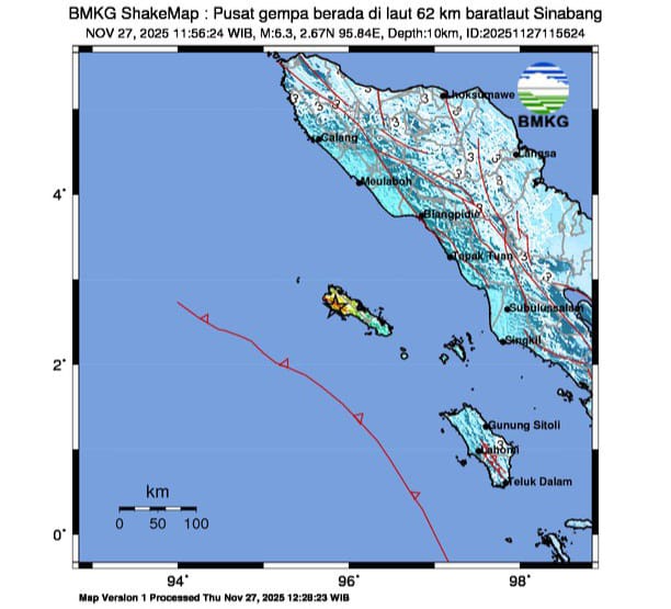 Episenter gempa magnitudo (M)6,3 terletak pada koordinat 2,61° LU ; 95,83° BT, atau tepatnya berlokasi di laut pada jarak 1 kilometer (km) arah Selatan Simeulue, Aceh pada kedalaman 14 km, Kamis (27/11/2025) pukul 11.56 WIB. Foto: BMKG