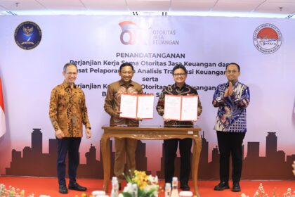 Otoritas Jasa Keuangan (OJK) bersama Pusat Pelaporan dan Analisis Transaksi Keuangan (PPATK) dan Badan Siber dan Sandi Nasional (BSSN) menyepakati perjanjian kerja sama terpisah dalam memperkuat sinergi untuk menjaga integritas dan keamanan sektor jasa keuangan. Foto: Dok OJK