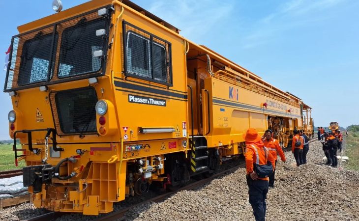 KERETA PERBAIKAN