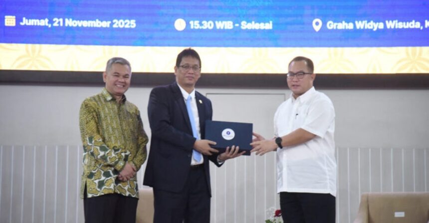 Menkeu Purbaya Yudhi Sadewa dalam Kuliah Umum di Grha Widya Wisuda, Kampus IPB Dramaga. Foto: IPB