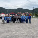 Satgas Nataru bertugas memonitor kebutuhan energi dan infrastruktur distribusi di seluruh wilayah Indonesia, sebagai wujud Pertamina melayani masyarakat Indonesia dengan sepenuh hati, termasuk di titik rawan bencana. Foto: Dok Pertamina