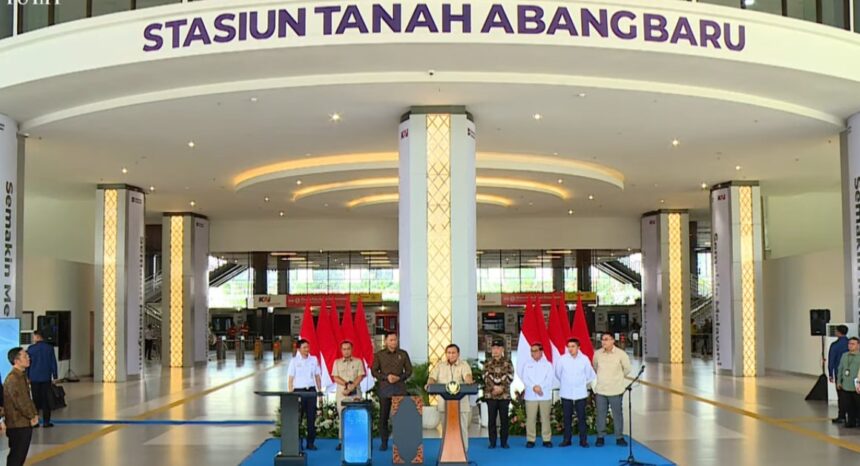 Presiden Prabowo Subianto meresmikan Stasiun Tanah Abang, Jakarta Pusat, Selasa (4/11/2025). Foto: ipol.id