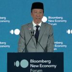 Presiden ke-7 Joko Widodo berpidato dalam Bloomberg Economy Forum di Singapura. Foto: Tangkapan layar youtube Bloomberg New Economy