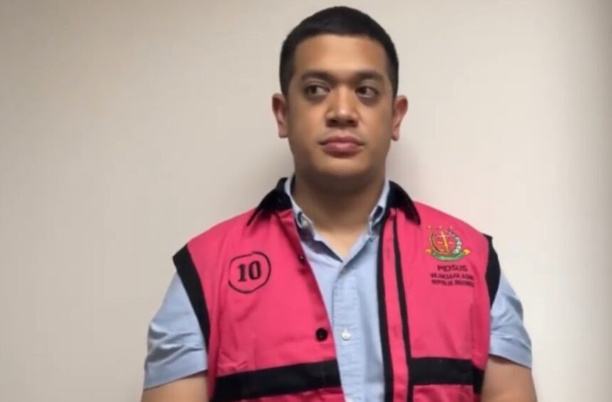 Muhamad Kerry Adrianto Riza