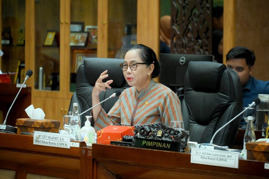 Wakil Ketua Komisi X DPR RI, My Esti Wijayati. Foto
