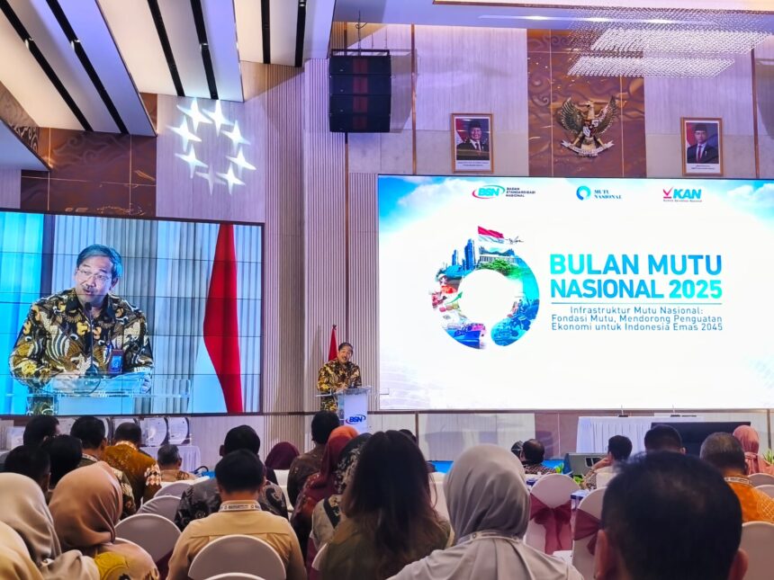 Plt. Kepala BSN, Kristianto Widiwardono saat membuka acara Bulan Mutu Nasional (BMN) pada Rabu (26/11/2025) di Jakarta. Foto: Timur / ipol.id