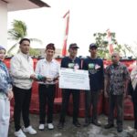 Pegadaian terus berkomitmen mendorong pembangunan inklusif di wilayah kepulauan dan 3T,termasuk para pandai besi di Pulau Binongko. Foto: Dok Humas