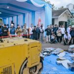 Plh. Direktur Jenderal Infrastruktur Digital Kemkomdigi Ervan Fathurokhman Adiwidjaja dalam acara Pemusnahan Alat Perangkat Telekomunikasi Ilegal Wilayah Provinsi D.I. Yogyakarta dan Jawa Tengah di Stasiun Monitoring Kalasan, Balai Monitor SFR Kelas I Yogyakarta, Sleman, Kamis (27/11/2025) mengatakan dalam kegiatan pemusnahan tersebut, Kemkomdigi berhasil menyita 75 perangkat komunikasi illegal. Foto: Humas Kemkomdigi
