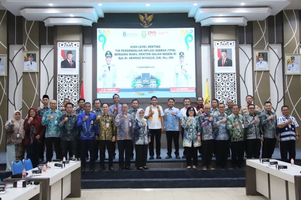 Wamendagri Wiyagus Dorong Kolaborasi Pusat-Daerah untuk Kendalikan Inflasi 2 a465238b fe9c 4448 a3e2 695097326d5f