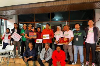 Pegadaian menyalurkan bantuan darurat bagi masyarakat terdampak bencana yang melanda Aceh, Sumatra Utara, dan Sumatra Barat. Foto: Ist