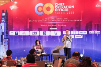 Ethico-Medico-Legal Advisor MAB AdMedika Prof. Dr. dr. Agus Purwadianto, SH, MSi, Sp.FM(K). Pada aat sesi diskusi khusus bertajuk “The Strategic Imperative of the Medical Advisory Board (MAB)” pada rangkaian Chief Operation Officer (COO) Summit 2025 yang berlangsung pada Jumat (7/11) di Mason Pine Hotel, Bandung. Foto: Telkom Indonesia