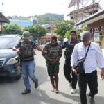 Satgas Damai Cartenz tangkap pelaku pembunuhan nakes Kiwirok. Foto: Tribratanews