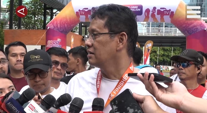 Menkeu Purbaya saat mengikuti Run for Good Journalism 2025. Foto : ist 