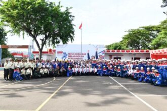 Upacara Hari Pahlawan yang dilaksanakan di Fuel Terminal Jakarta Group, di Plumpang, Jakarta, Senin (10/11/2025). Foto: Dok Pertamina