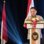 Deputi Bidang Koordinasi Pertahanan Negara dan Kesatuan Bangsa Kemenko Polkam, Mayjen TNI Purwito Hadi Wardhono, saat membuka Rapat Koordinasi Nasional (Rakornas) Sinkronisasi Tata Ruang Pertahanan di Surabaya, Rabu (12/11/2025). Foto: Dok Kemenkopolkam