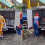Petugas SPPG Sukamantri hadir sebagai Power Rangers dan Spiderman, membuat penyaluran makanan bergizi jadi momen penuh kegembiraan bagi para siswa di Ciawi, Tasikmalaya. Foto: Tangkap layar TikTok @sppg.sukamantri.c