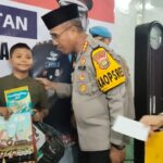 Kapolres Metro Jakarta Selatan, Kombes Pol Nicolas Ary Lilipaly dan jajaran dalam acara khitanan massal di Polres Metro Jakarta Selatan (Jaksel), Kamis (18/12/2025).