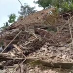Rumah warga hancur terkenda ledakan, Jumat (12/12/2025) pagi. Foto: TikTok @ponorogocerita