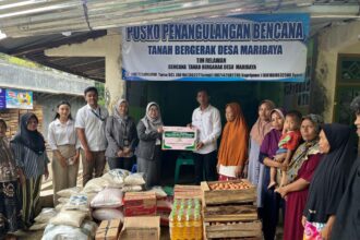 Pegadaian Kanwil XI Semarang menyalurkan bantuan tanggap darurat kepada warga Desa Maribaya, Kecamatan Karanganyar, Kabupaten Purbalingga, yang terdampak bencana tanah gerak. Foto: Ist