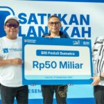 BRI Group sebagai bagian dari Danantara menyelenggarakan kegiatan bertajuk “Satukan Langkah untuk Sumatra” sebagai aksi kemanusiaan bagi masyarakat terdampak bencana alam di berbagai wilayah Sumatra. Foto: Dok BRI