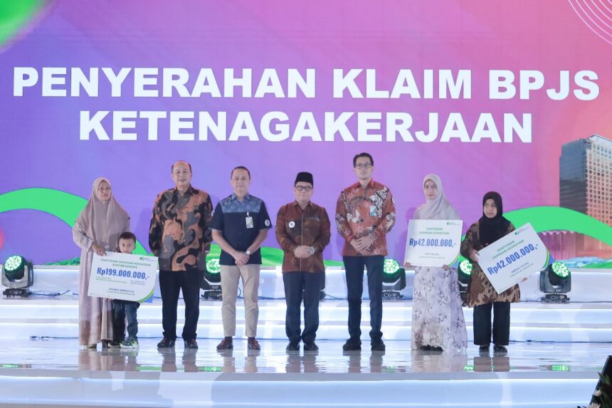 Kemenag beri perlindungan BPJS Ketenagakerjaan bagi guru madrasah. Foto: Ist