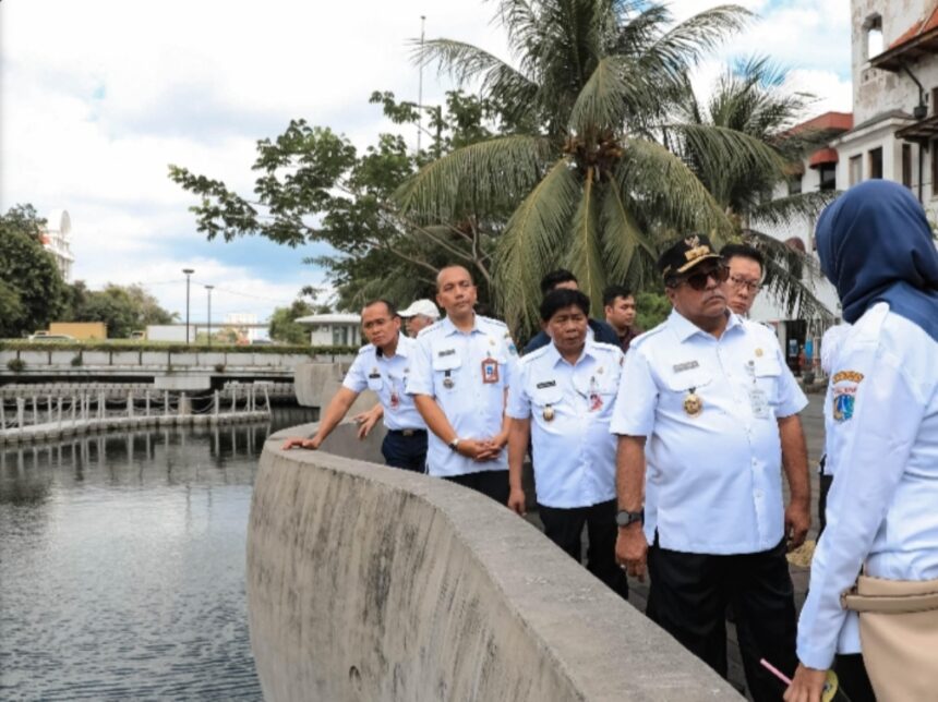 Wagub DKI Jakarta, Rano Karno saat mengunjungi kawasan Kota Tua Foto: Ist