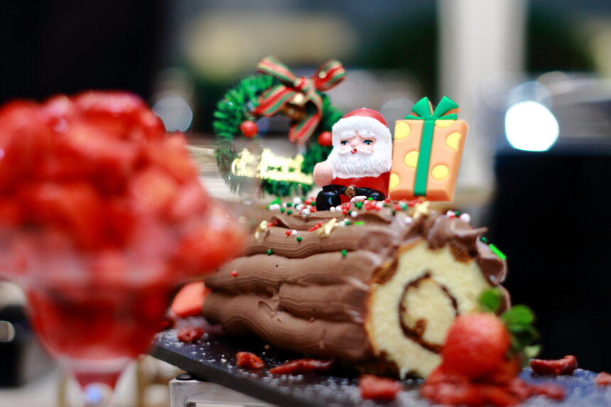 Kemeriahan perayaan Natal dan tahun baru di The Grand Mansion Menteng. (Alidrian Fahwi/ipol.id).