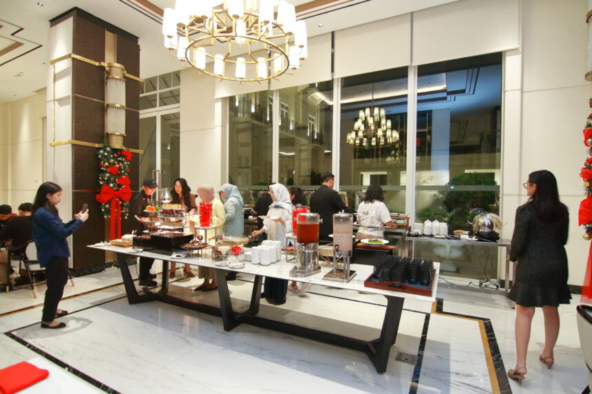 Kemeriahan perayaan Natal dan tahun baru di The Grand Mansion Menteng. (Alidrian Fahwi/ipol.id).