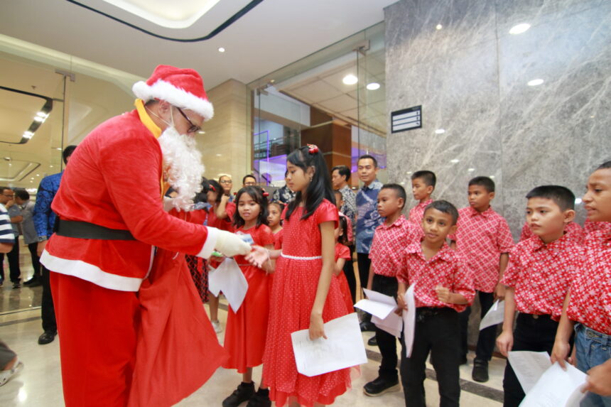 Rangkaian acara pembukaan perayaan akhir tahun di Aryaduta Suites Semanggi. (Alidrian Fahwi/ipol.id)