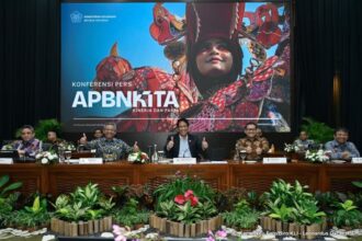 Menkeu Purbaya Yudhi Sadewa saat konferensi pers APBN KiTA yang diselenggarakan di Jakarta pada Kamis (18/12/2025).