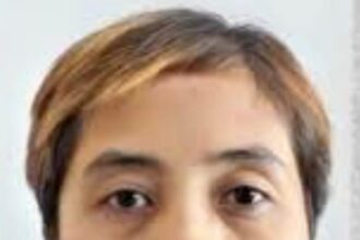 Buronan internasional, Dewi Astutik alias Mami, 42, berhasil ditangkap Badan Narkotika Nasional (BNN) bersama Kepolisian Kamboja, KBRI Phnom Penh, Atase Pertahanan RI di Kamboja, serta Badan Intelijen Strategis (BAIS) TNI, Selasa (2/12/2025). Foto: Ist