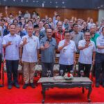 Pramono saat membuka Rapat Kerja Provinsi (Rakerprov) KONI DKI Jakarta 2025 di Balai Kota, Rabu (3/12) sore.