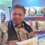 Menteri Koordinator Bidang Perekonomian Airlangga Hartarto memastikan pemerintah menyiapkan program perbaikan infrastruktur bagi wilayah terdampak banjir bandang dan tanah longsor di Aceh, Sumatera Utara, dan Sumatera Barat. Foto: Ipol.id / Vinolla Romadhona