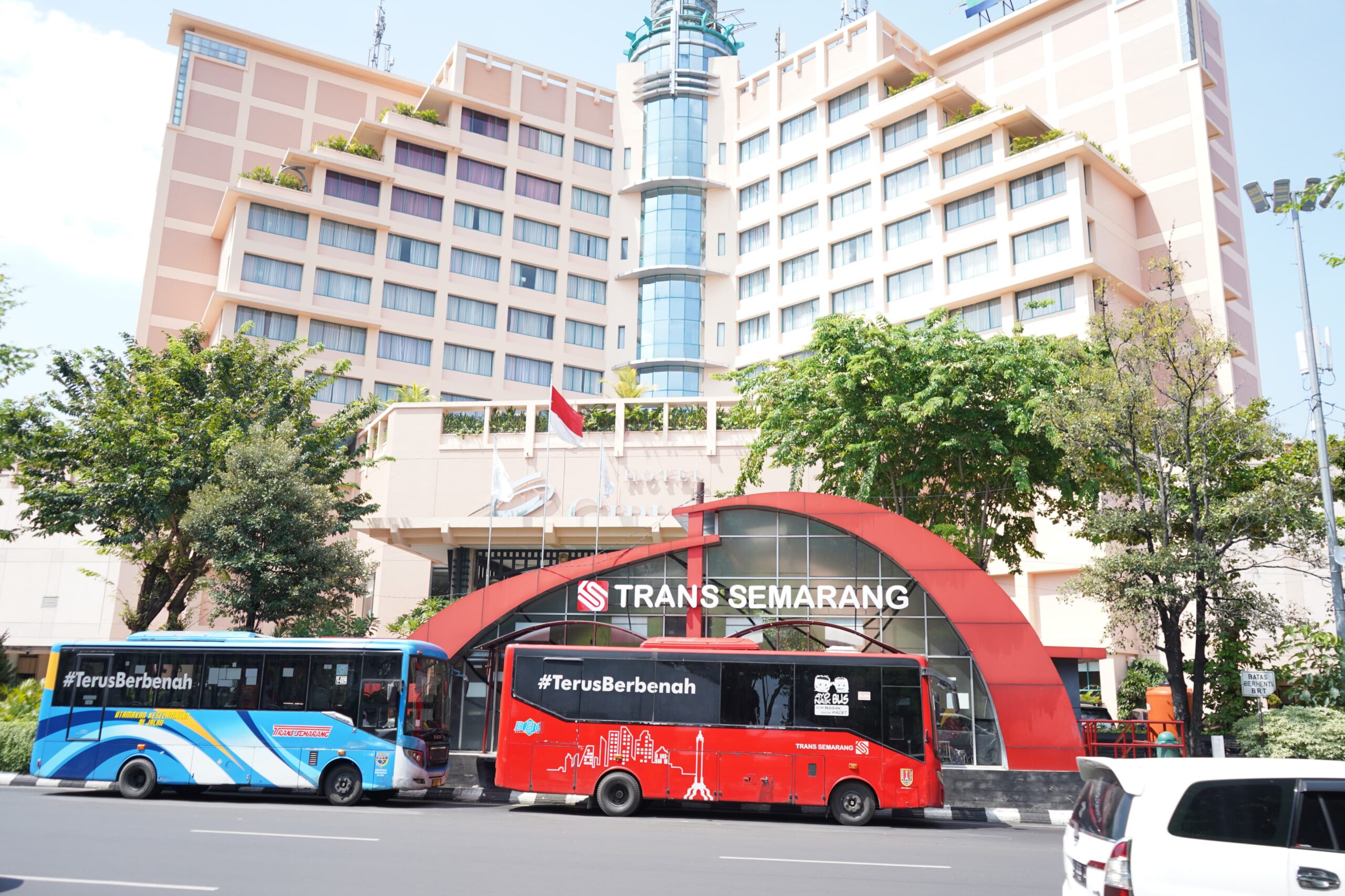 Wali kota Semarang, Agustina Wilujeng Tegaskan Modernisasi Armada untuk Percepat Transformasi Layanan 2 Pemerintah kota atau Pemkot Semarang mempercepat modernisasi armada dan memperkuat transformasi layanan pada sistem transportasi publik Trans Semarang, seiring evaluasi ketat terhadap seluruh aspek teknis dan operasional. Foto: Pemkot Semarang