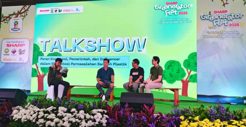 Sesi Green Talkshow dengan menghadirkan nara sumber dari perorangan, pihak swasta dan pemerintah