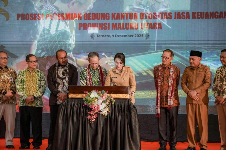 Otoritas Jasa Keuangan (OJK) meresmikan Kantor OJK Provinsi Maluku Utara sebagai upaya memperkuat pengawasan dan pengaturan sektor jasa keuangan, pengembangan ekonomi daerah, serta pelindungan konsumen di wilayah Indonesia Bagian Timur.