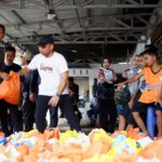 Bank Mandiri menyalurkan bantuan bencana ke tiga titik utama terdampak, yakni Tapaluni Selatan, Kabupaten Tapanuli Tengah, dan Kota Sibolga melalui posko-posko bencana. Foto: Bank Mandiri
