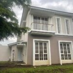 Proses lelang salah satu aset berupa tanah dan bangunan terkait perkara Investasi bodong Evotrade. Foto: Puspenkum Kejaksaan Agung