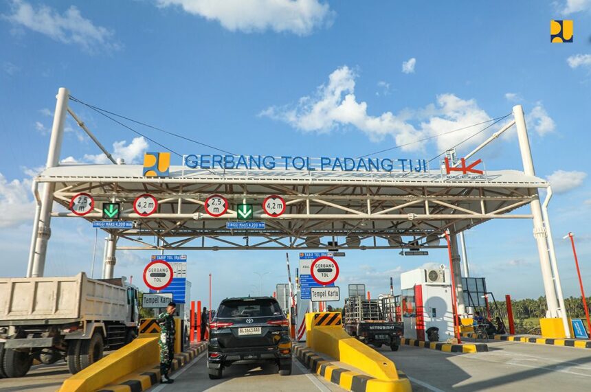 Caption Foto : Gerbang Tol Padang Tiji di Aceh. (dok Kementerian PU)