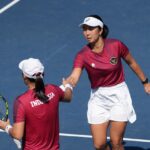 Pasangan ganda putri tenis Tim Indonesia Aldila Sutjiadi dan Janice Tjen mempersembahkan medali emas kedua bagi Tim Indonesia usai menaklukkan wakil tuan rumah Thailand, Peangtarn Plipuech/Mananchaya Sawangkaew, pada partai final ganda putri SEA Games Thailand 2025 yang digelar di National Tennis Development Center.