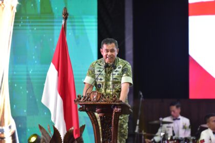 Kasad Jenderal TNI Maruli Simanjuntak pada acara Penghargaan Kasad Award Kampung Pancasila, yang digelar di Aula Jenderal Besar AH Nasution Markas Besar Angkatan Darat (Mabesad), Jakarta, Jumat (19/12/2025). Foto: Dispenad