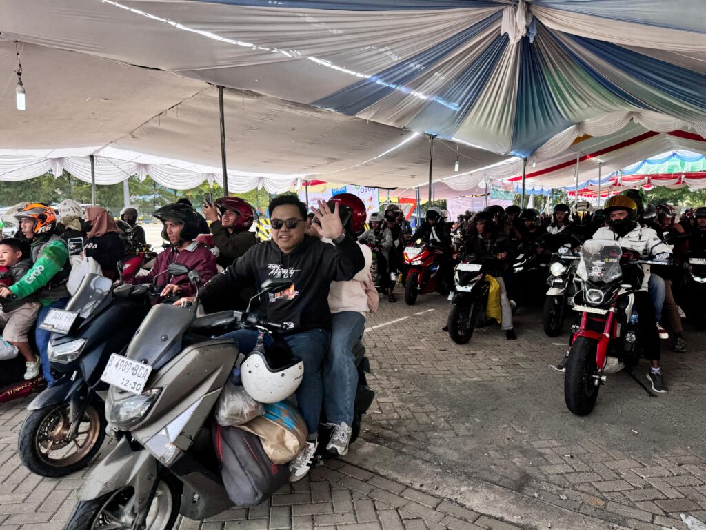 Jelang Nataru, ASDP Catat Trafik Sepeda Motor via Ciwandan Alami Peningkatan 2 Sejak H-10 hingga H-5, tercatat 183.581 orang penumpang dan 47.328 unit kendaraan telah meninggalkan Jawa menuju Sumatera. (Istimewa/dok. ASDP).