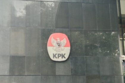 Logo KPK di Gedung Merah Putih. Foto: Dok ipol.id/Yudha Krastawan